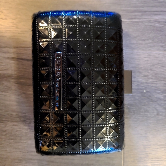 BCBG Purse - Picture 1 of 8